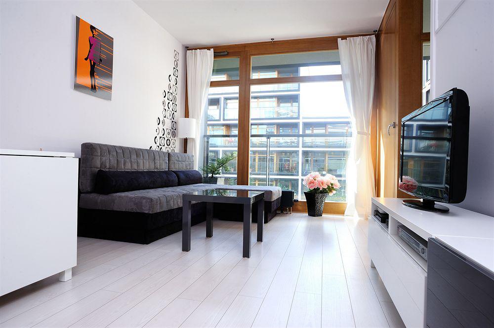 Exclusive Apartments - Wola Residence Varsovie Extérieur photo